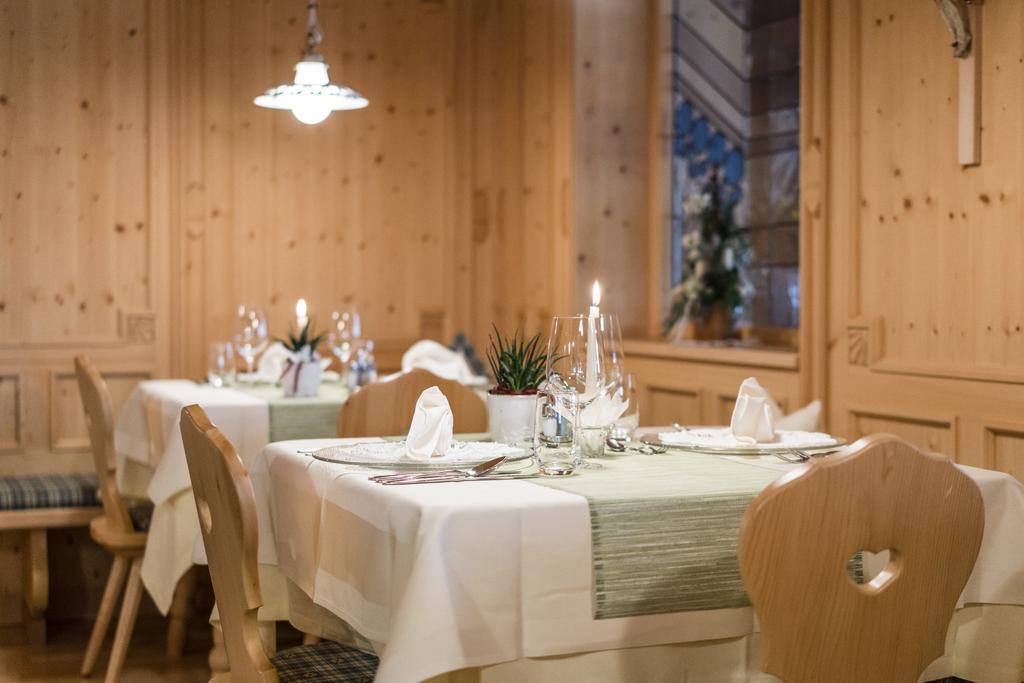 Hotel Schoenblick Maranza Bagian luar foto